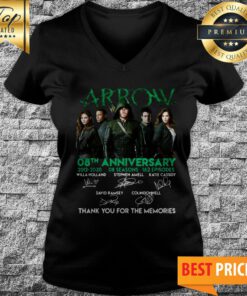 Arrow 08th Anniversary Thank You For The Memories Signature V-neck
