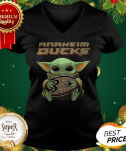 Baby Yoda hug Anaheim Ducks Star Wars Mandalorian V-neck