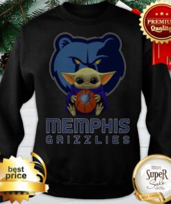 Baby Yoda Hug Memphis Grizzlies Star Wars Mandalorian ShirtBaby Yoda Hug Memphis Grizzlies Star Wars Mandalorian Sweatshirt