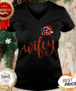 Cincinnati Bengals Santa Hat Wifey Christmas V-neck