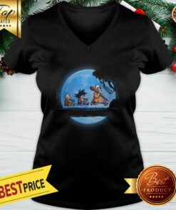 Limited Edition Hakuna Milkata V-neck