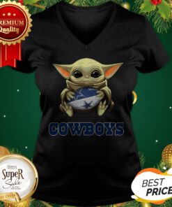 Star Wars Baby Yoda Hug Dallas Cowboys V-neck