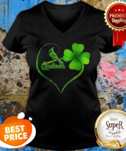 Nice Parrot Cardinals Clover St. Patrick’s Day V-neck