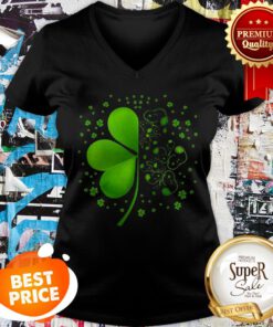 Nice Snoopy Shamrock St. Patrick’s Day V-neck