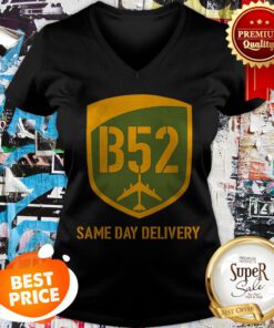 Nice U.S. Air Force B52 Same Day Delivery V-neck