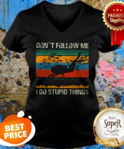 Don’t Follow Me I Do Stupid Things Scuba Diving Vintage V-Neck