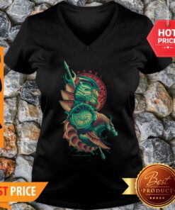 Official Aquaman Movie Rebel King V-Neck