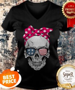 Nice Lady Skull American Flag Bow V-neck