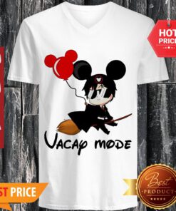 Official Harry Potter Vacay Mode V-neck
