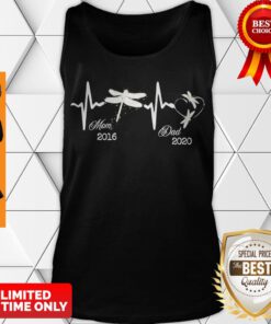 Awesome Mom 2016 Dad 2020 Tank Top
