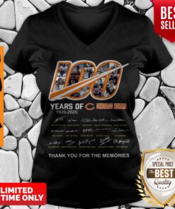 100 Years Of Chicago Bears Thank You For The Memories Signatures V-Neck