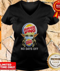 Baby Yoda Hug Burger King Mask No Days Off V-neckt