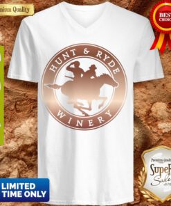 Awesome Hunt And Ryde Winery V-neck