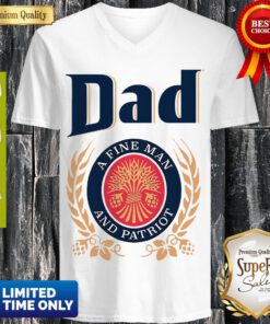 Funny Dad A Fine Lineman And Patriot Father's Day V-neck