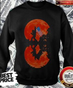 Perfect Bigfoot American Flag Veteran Independence Day Sunset Water Shadow Sweatshirt