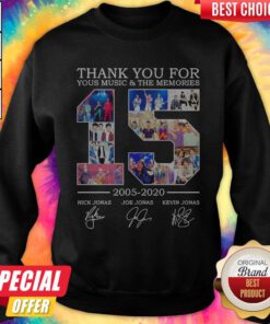 Thank You For Your Music And The Memories 2005 2020 Signatures Sweatshirt