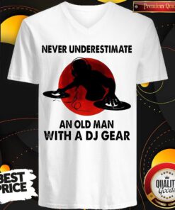 Beauty Never Underestimate An Old Man With A DJ Gear Tank Top