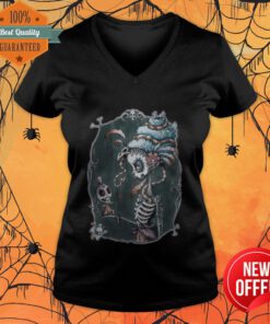 Love And Death Skeleton Day Of The Dead V-neck