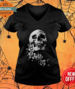 Skull And Magnolia Flowers B&W Day Of The Dead V-neck