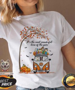 Car Peanuts It’s The Most Wonderful Time Of The Year V-neck