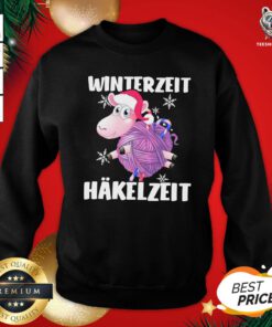 Awesome Winterzeit Hakelzeit Sweatshirt - Design By Teeshirtbear.com