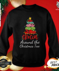 Funny Crocin Around The Christmas Tree Funny Xmas 2020 Sweatshirt - Design By Teeshirtbear.com