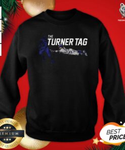 Funny Justin Turner The Turner Tag L.A Sweatshirt - Design By Teeshirtbear.com