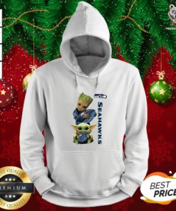 Hot Baby Groot And Baby Yoda Hug Seahawks Hoodie - Design By Teeshirtbear.com