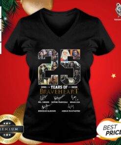 Official 25 Years Of 1995-2020 Braveheart Signatures V-neck - Design By Teeshirtbear.com