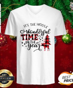 Premium It’s The Moose Wonderful Time Of The Year V-neck - Design By Teeshirtbear.com