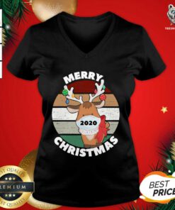 Merry Christmas 2020 Reindeer Wear Mask Vintage V-neck - Design By Teeshirtbear.com
