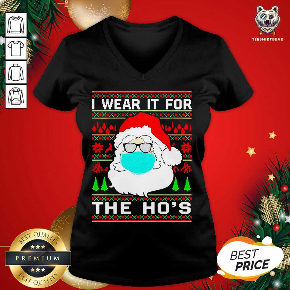 Santa Claus Face Mask I Wear It For The Ho’s Ugly Christmas V-neck - Design By Teeshirtbear.com Santa Claus Face Mask I Wear It For The Ho’s Ugly Christmas V-neck - Design By Teeshirtbear.com