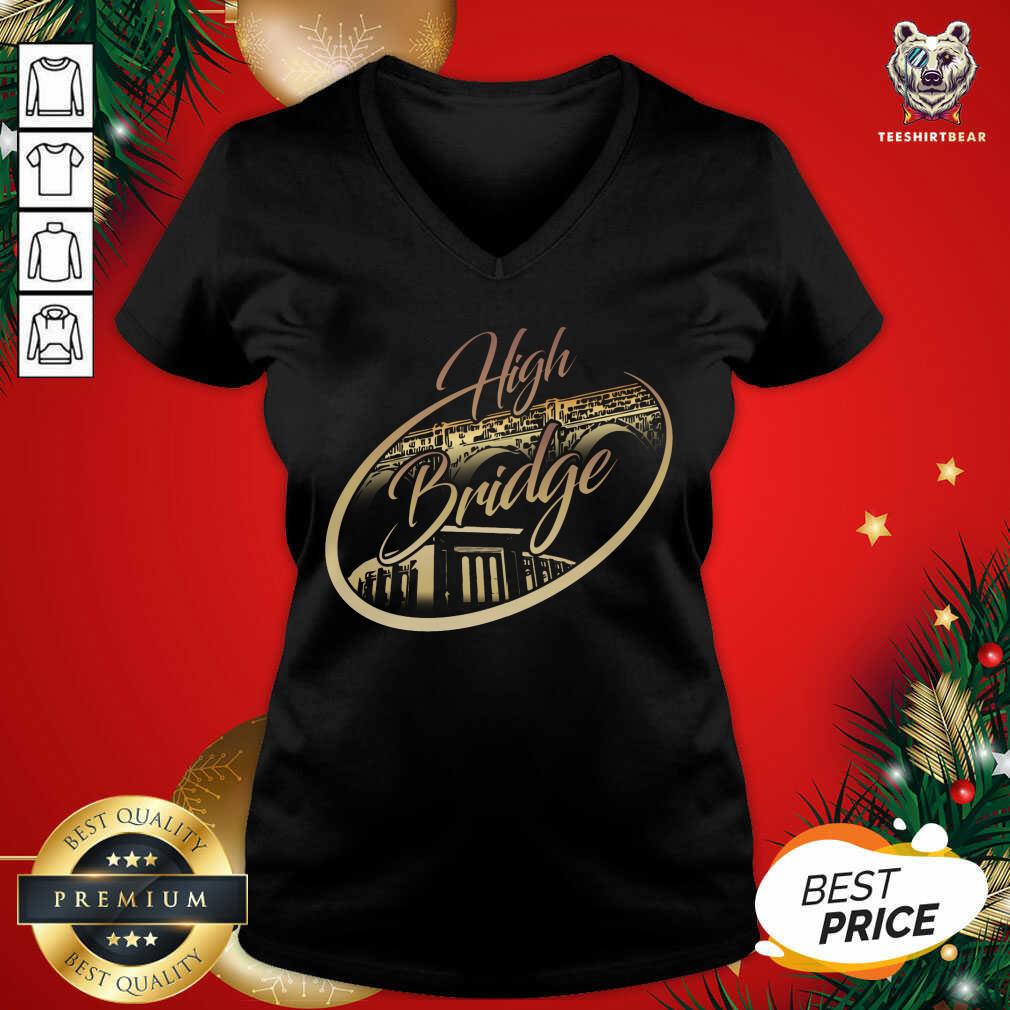 A Boogie Merch A Boogie Wit Da V-neck - Design By Teeshirtbear.com A Boogie Merch A Boogie Wit Da V-neck - Design By Teeshirtbear.com