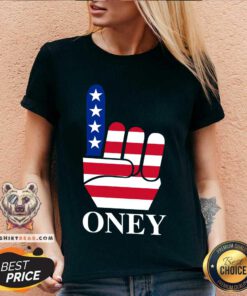 Oney Lorcan Usa V-neck - Design By Teeshirtbear.com