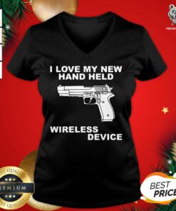 I Love My New Hand Held Wireless Device V-neck - Design By Teeshirtbear.com