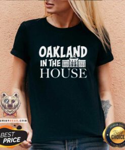 Depressed Oakland In The 9 White House V-neck - Design by Teeshirtbear.com