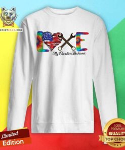 Love My Elevator Mechanic American Flag Independence Day Sweatshirt - Design By Teeshirtbear.com