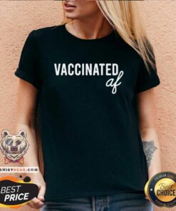 Vaccinated Af V-neck