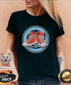 Relaxed Vice President Kamala Harris Chucks And Pearls 2021 V-neck - Design by Teeshirtbear.com