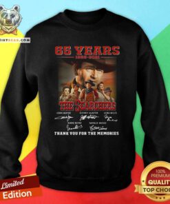 Hot 65 Years 1956 2021 The Searchers Signatures Sweatshirt