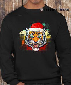 Tiger Gifts Woman Christmas Santa Hat Animal Lover Whisperer Shirt