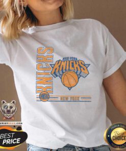 Great New York Knicks Strike Back V-neck
