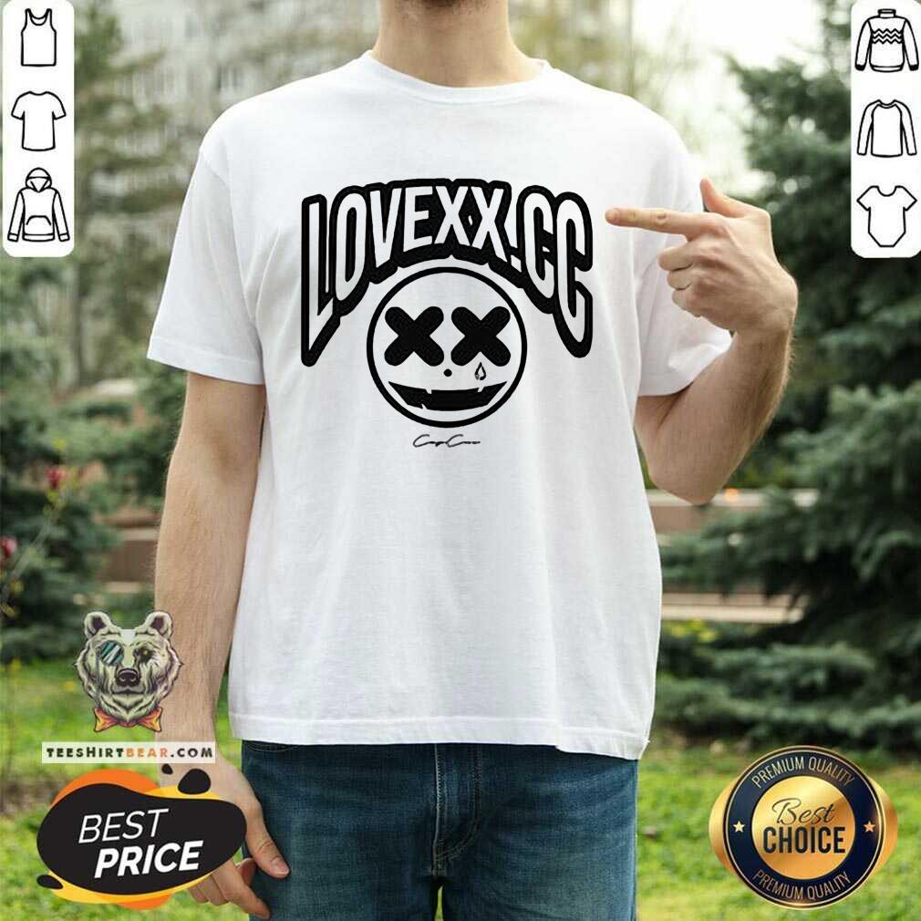 Official Lovexx.cc T-shirt