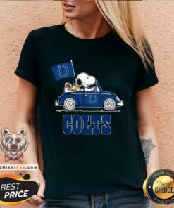 Snoopy And Woodstock Ride The Indianapolis Colts Car V-neck
