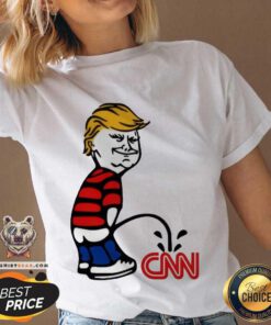 Good Donald Trump Piss On CNN Fake News V-neck