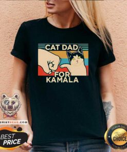 Official Cat Dad For Kamala Harris V-neck