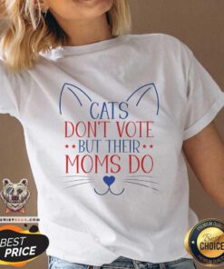 Premium Cats Don’t Vote But Their Moms Do Kamala Harris Walz 2024 V-neck