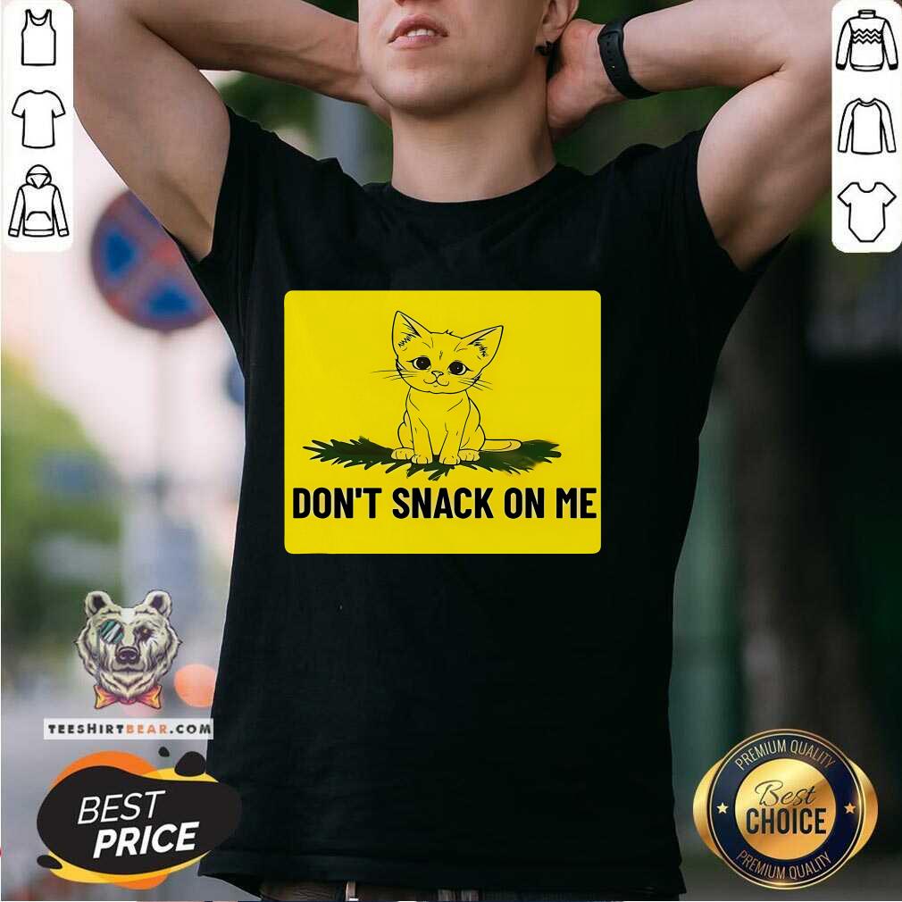 Awesome Kamala Harris Don't Snack On Me T-Shirt