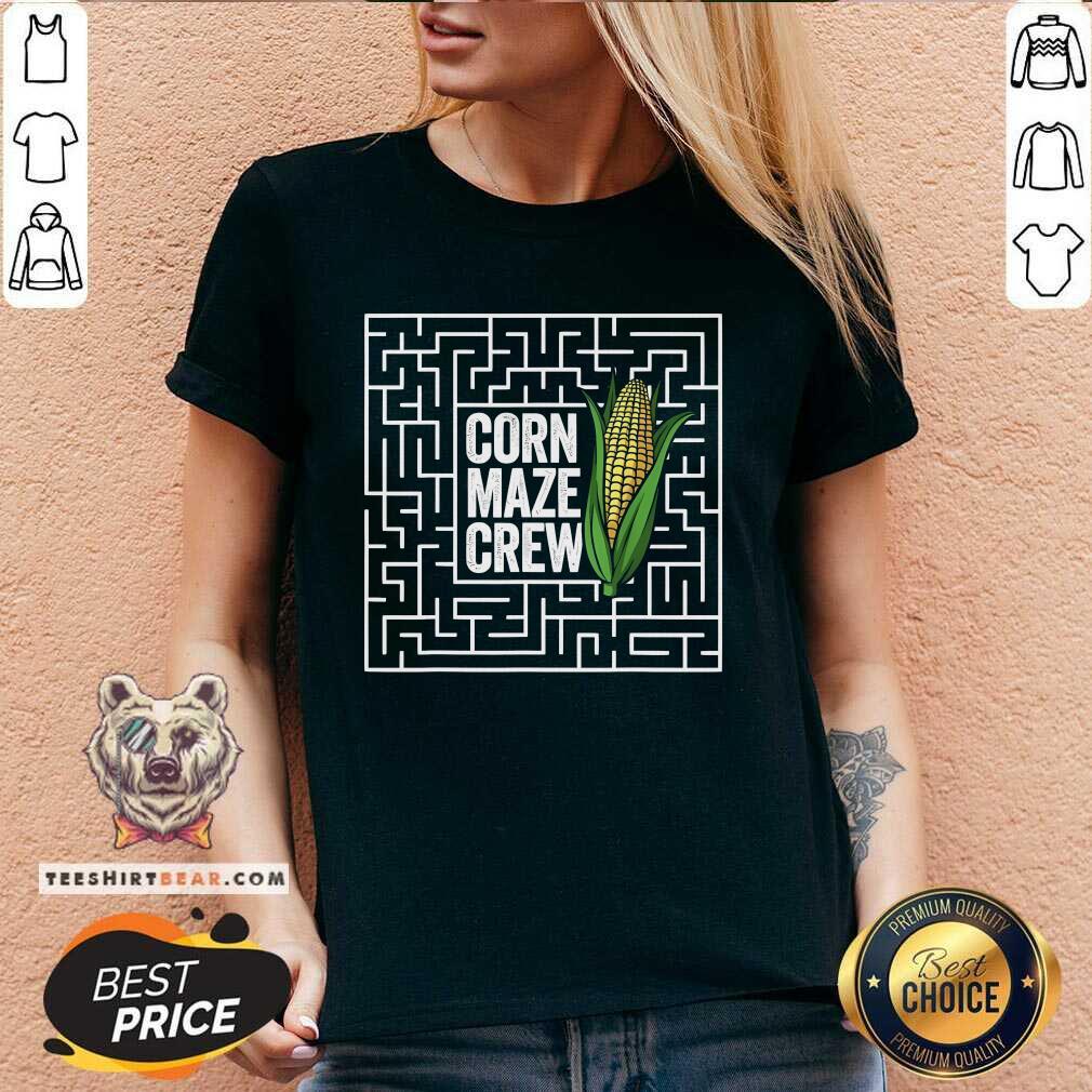 Funny Corn Maze Crew Corn Maze Halloween Corn Maze V-neck