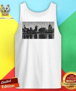 Hot Classic Cincinnati Postcard Tank-top